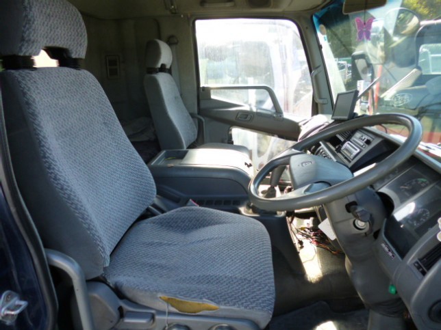 家畜運搬車4WD(四駆)車輌 | 栃木県の中古トラック販売・買取の 家畜運搬車4WD(四駆)車輌 | 栃木県の中古トラック販売・買取の