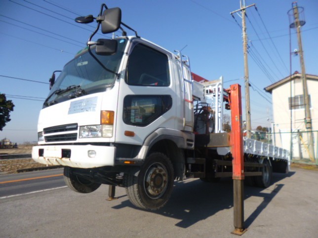 ユニック3段ハイジャッキ、フックインクレーンウインチ付き ワイドセルフ車輌 | 栃木県の中古トラック販売・買取の【坂本自動車商会】